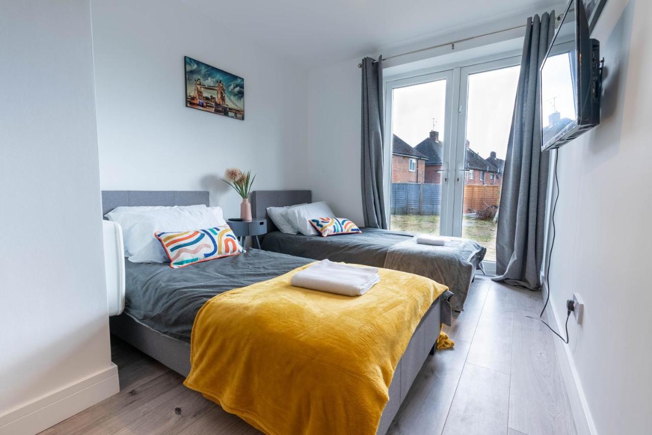 Flat 03 Studio Flat Near Aylesbury Station Free Parking Exteriör bild