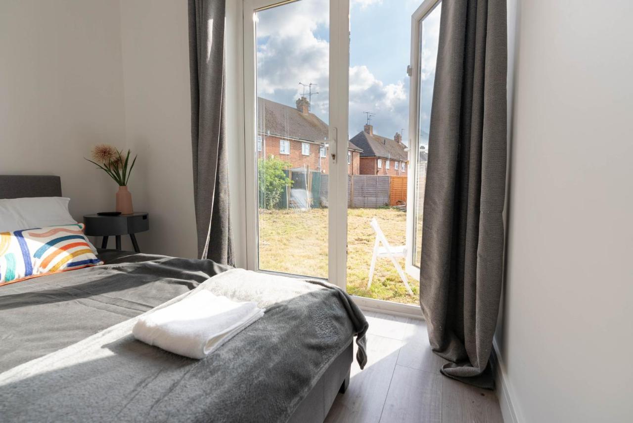 Flat 03 Studio Flat Near Aylesbury Station Free Parking Exteriör bild